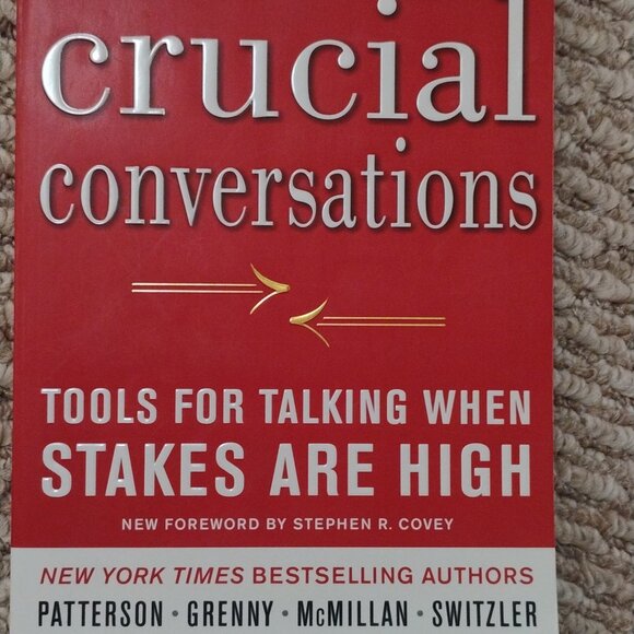 Crucial Conversations – Improve Communication & Resolve Conflit Book - Picture 1 of 1